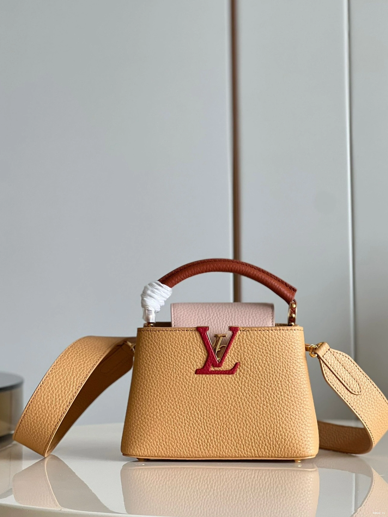 MINI CAPUCINES VUITTON LOUIS 0815